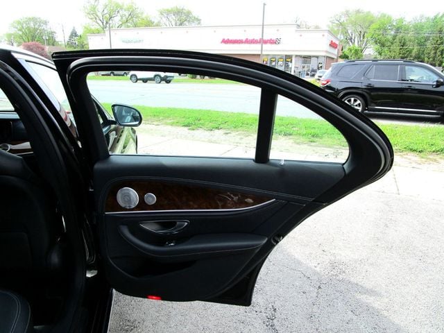 2019 Mercedes-Benz E-Class E 450 4MATIC Sedan - 23018456 - 36