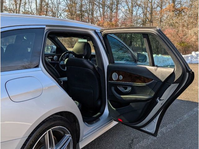 2019 Mercedes-Benz E-Class E 450 4MATIC Wagon - 22960651 - 10