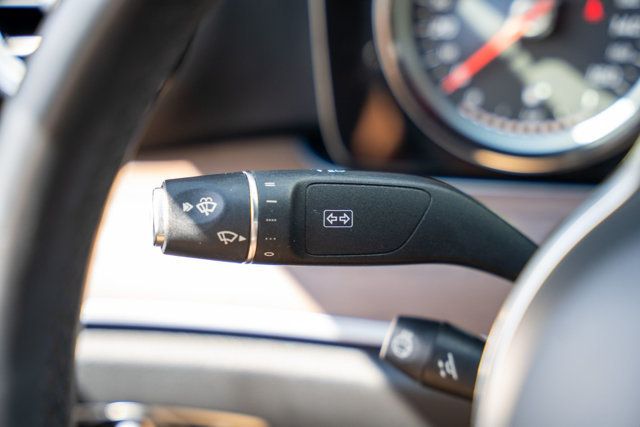 2019 Mercedes-Benz E-Class LocalTrade/4MATIC/PremiumPkg/BlindSpotMonitor/BackupCamera/NAV - 23034228 - 23