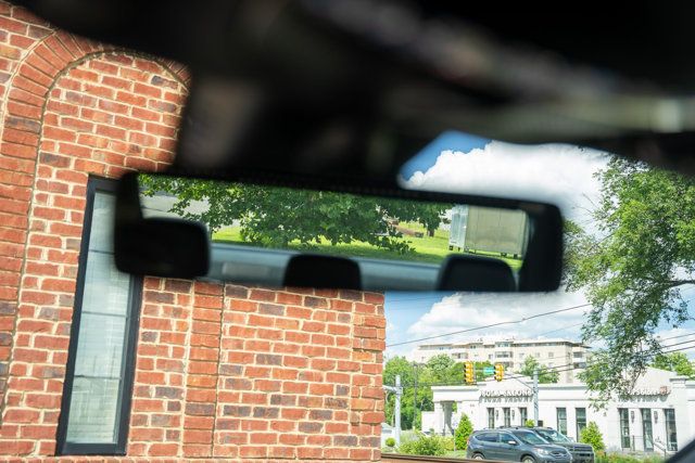 2019 Mercedes-Benz E-Class LocalTrade/4MATIC/PremiumPkg/BlindSpotMonitor/BackupCamera/NAV - 23034228 - 42