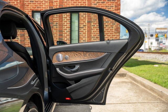 2019 Mercedes-Benz E-Class LocalTrade/4MATIC/PremiumPkg/BlindSpotMonitor/BackupCamera/NAV - 23034228 - 50