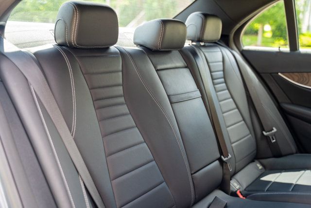 2019 Mercedes-Benz E-Class LocalTrade/4MATIC/PremiumPkg/BlindSpotMonitor/BackupCamera/NAV - 23034228 - 52