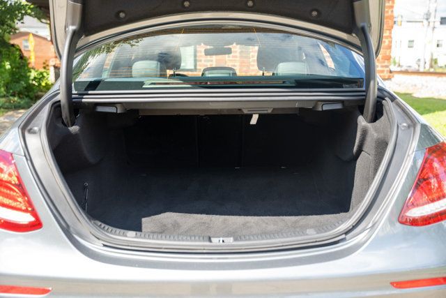 2019 Mercedes-Benz E-Class LocalTrade/4MATIC/PremiumPkg/BlindSpotMonitor/BackupCamera/NAV - 23034228 - 53