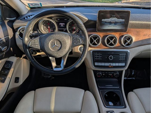 2019 Mercedes-Benz GLA GLA 250 4MATIC SUV - 23009002 - 24