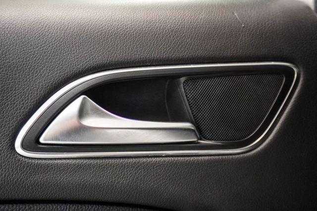 2019 Mercedes-Benz GLA GLA 250 SUV - 23003468 - 9