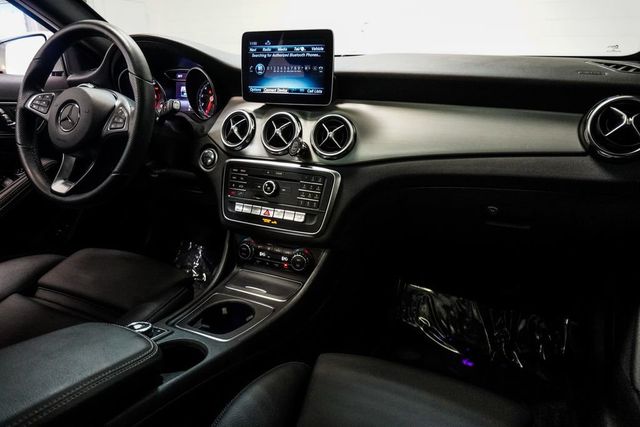 2019 Mercedes-Benz GLA GLA 250 SUV - 23003468 - 11