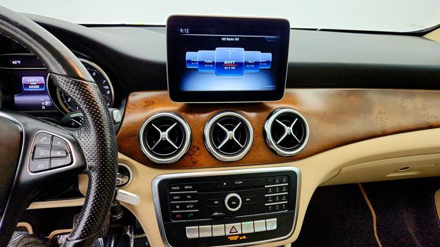 2019 Mercedes-Benz GLA GLA 250 SUV w/ Premium Package, Panorama Sunroof & Full LED HLs - 22969648 - 16