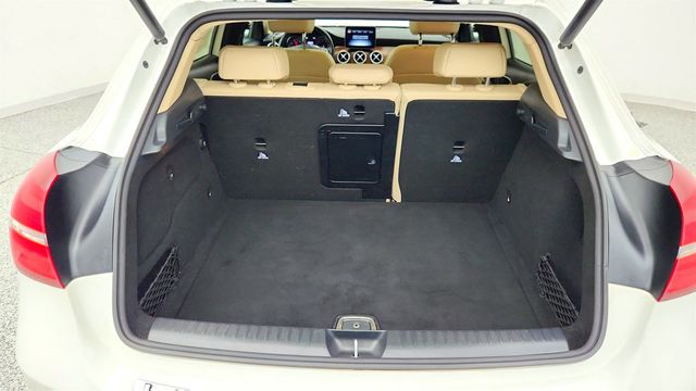 2019 Mercedes-Benz GLA GLA 250 SUV w/ Premium Package, Panorama Sunroof & Full LED HLs - 22969648 - 19