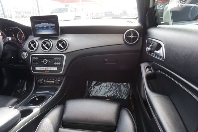 2019 Mercedes-Benz GLA PREMIUM PKG, PANORAMIC ROOF, BACKUP CAMERA, PREMIUM WHEELS - 22990292 - 23