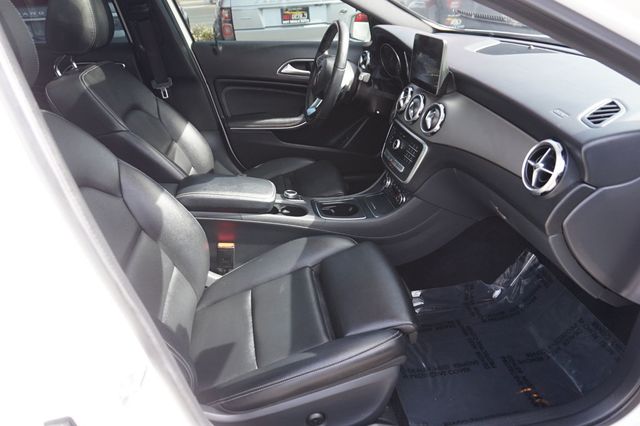 2019 Mercedes-Benz GLA PREMIUM PKG, PANORAMIC ROOF, BACKUP CAMERA, PREMIUM WHEELS - 22990292 - 24