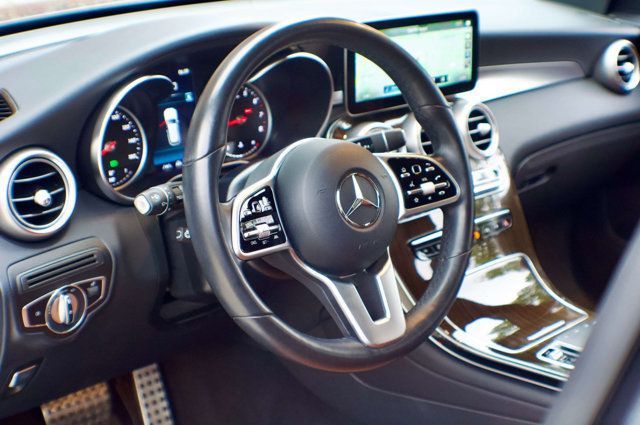 2019 Mercedes-Benz GLC 4MATIC/Heated Leather Seats/Pano Roof/Blind Spot Monitor - 23022666 - 19