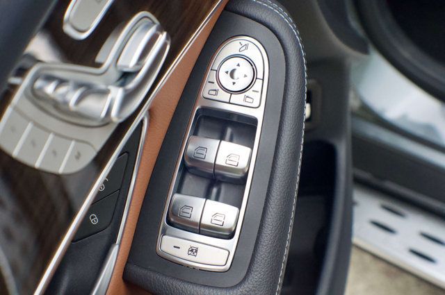 2019 Mercedes-Benz GLC 4MATIC/Heated Leather Seats/Pano Roof/Blind Spot Monitor - 23022666 - 33