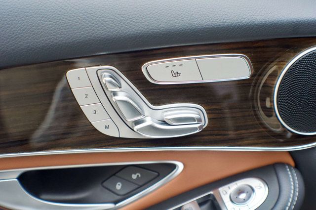 2019 Mercedes-Benz GLC 4MATIC/Heated Leather Seats/Pano Roof/Blind Spot Monitor - 23022666 - 34