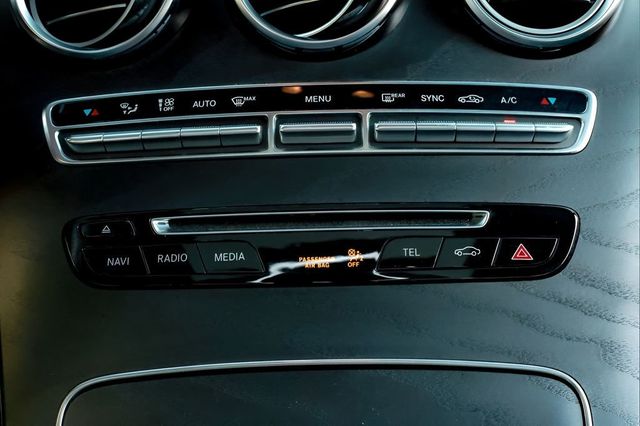 2019 Mercedes-Benz GLC AMG GLC 43 4MATIC Coupe - 23022546 - 32
