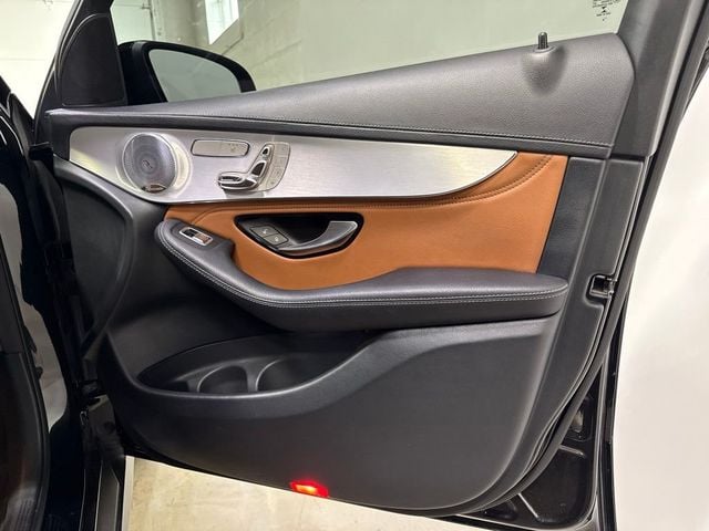2019 Mercedes-Benz GLC AMG GLC 43 4MATIC SUV - 23055712 - 32