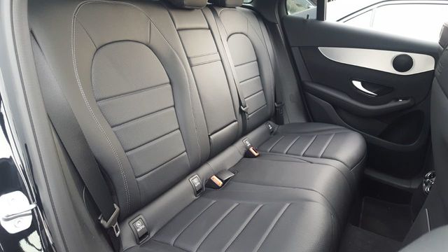 2019 Mercedes-Benz GLC (Cosmetically As Is) 300 4MATIC SUV - 18169649 - 12