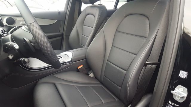 2019 Mercedes-Benz GLC (Cosmetically As Is) 300 4MATIC SUV - 18169649 - 14