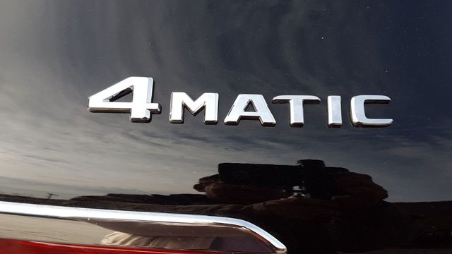 2019 Mercedes-Benz GLC (Cosmetically As Is) 300 4MATIC SUV - 18169649 - 7