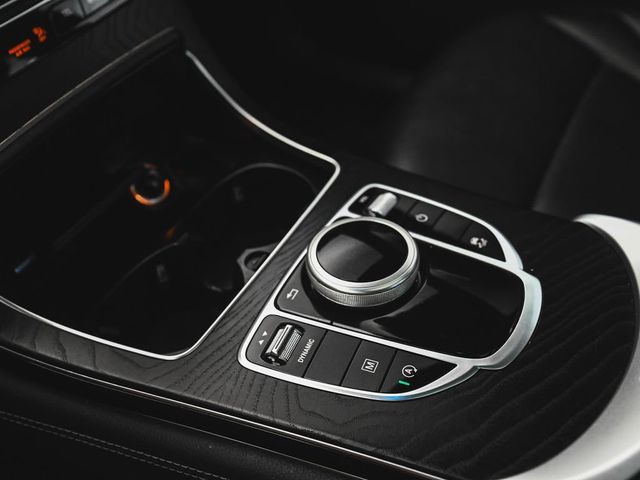2019 Mercedes-Benz GLC GLC 300 - 23067653 - 31