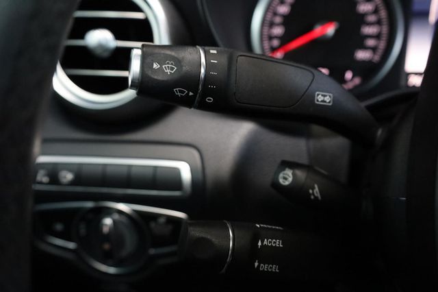 2019 Mercedes-Benz GLC GLC 300 - 23030866 - 33