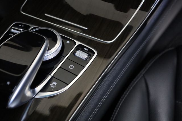 2019 Mercedes-Benz GLC GLC 300 - 23030866 - 46