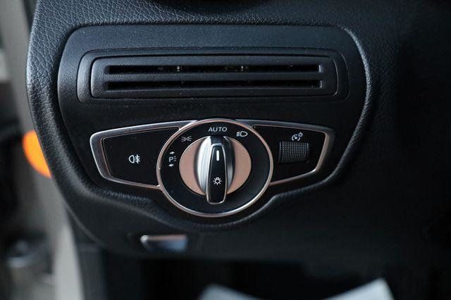 2019 Mercedes-Benz GLC GLC300 - 23047285 - 37