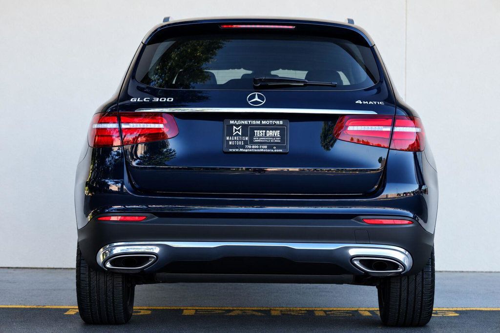 Mercedes-Benz GLC photo 10