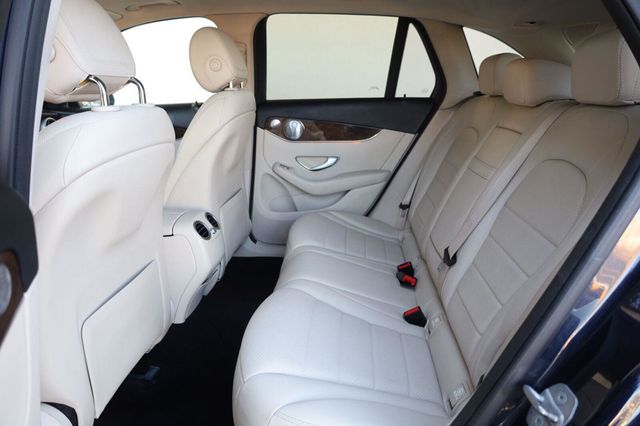 2019 Mercedes-Benz GLC GLC 300 - 23101474 - 19