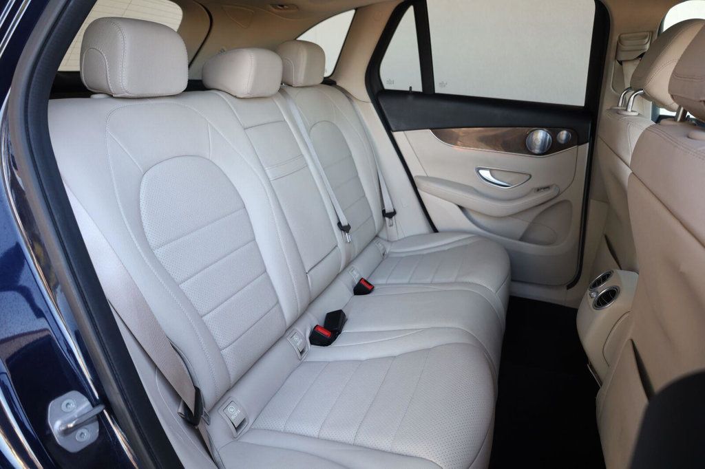 Mercedes-Benz GLC photo 24