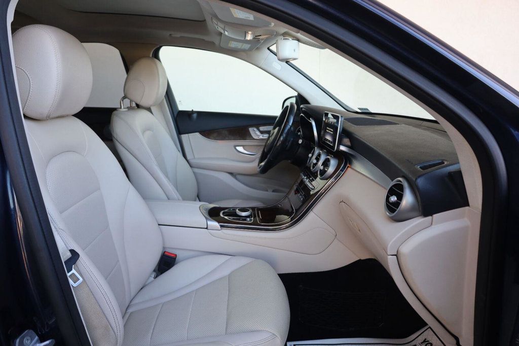 Mercedes-Benz GLC photo 27