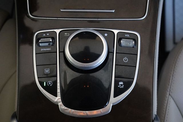 2019 Mercedes-Benz GLC GLC 300 - 23101474 - 44