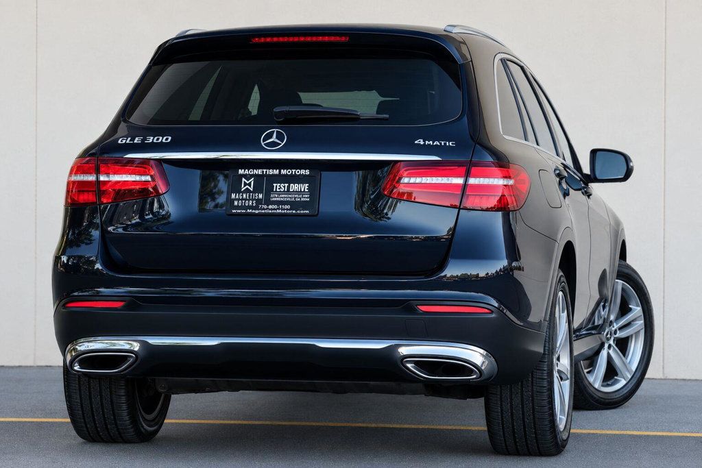 Mercedes-Benz GLC photo 9
