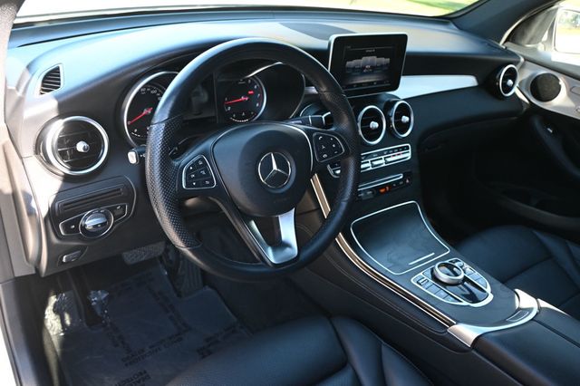 2019 Mercedes-Benz GLC GLC 300 4MATIC AWD Premium Package - 22955845 - 8