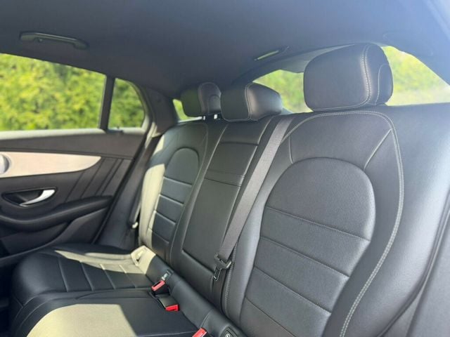 2019 Mercedes-Benz GLC GLC 300 4MATIC Coupe - 23012776 - 17