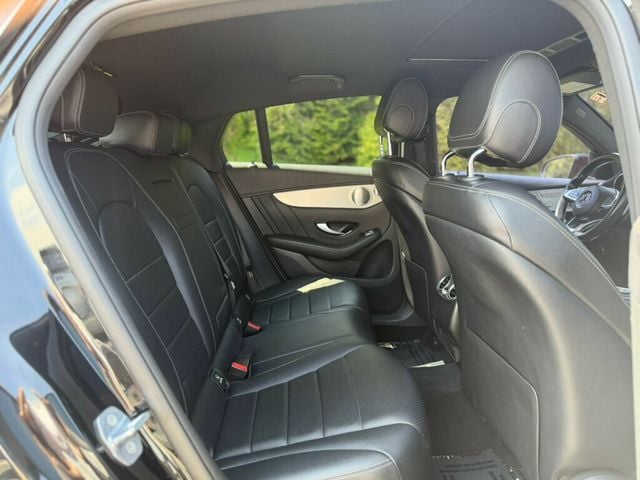 2019 Mercedes-Benz GLC GLC 300 4MATIC Coupe - 23012776 - 19