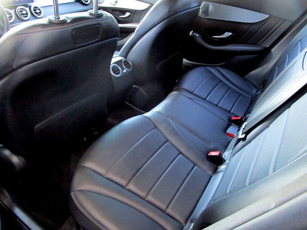 2019 Mercedes-Benz GLC GLC 300 4MATIC Coupe - 23033442 - 16