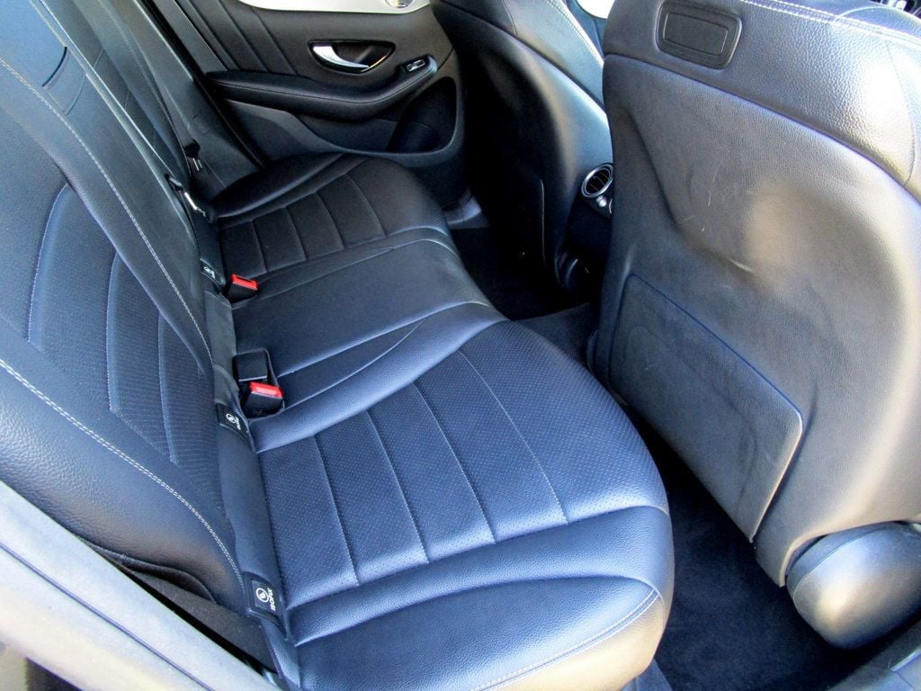 2019 Mercedes-Benz GLC GLC 300 4MATIC Coupe - 23033442 - 17