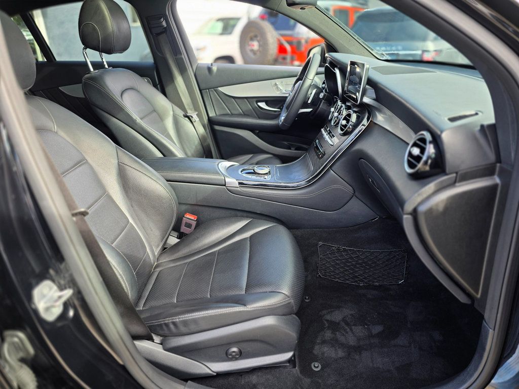 2019 Mercedes-Benz GLC GLC 300 4MATIC Coupe - 22968039 - 9
