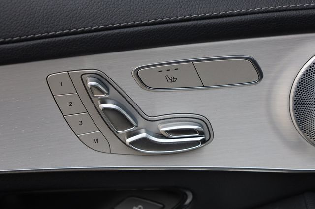 2019 Mercedes-Benz GLC GLC 300 4MATIC Coupe - 22980167 - 32