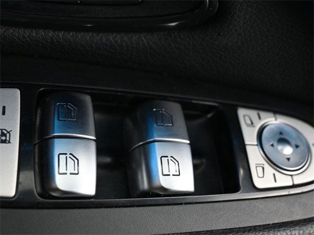 2019 Mercedes-Benz GLC GLC 300 4MATIC Coupe - 22948305 - 29