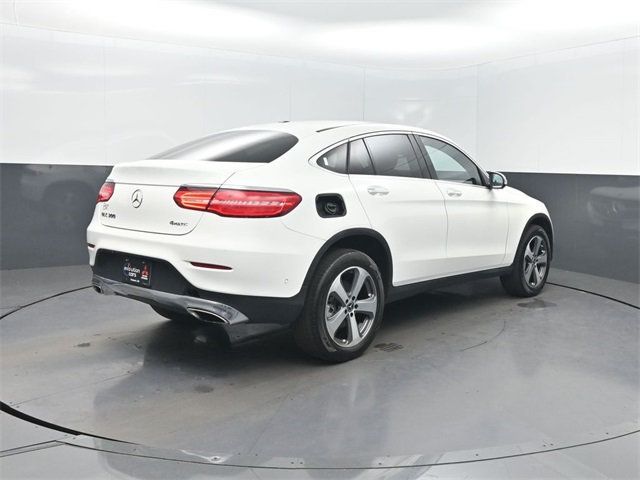 2019 Mercedes-Benz GLC GLC 300 4MATIC Coupe - 22948305 - 34
