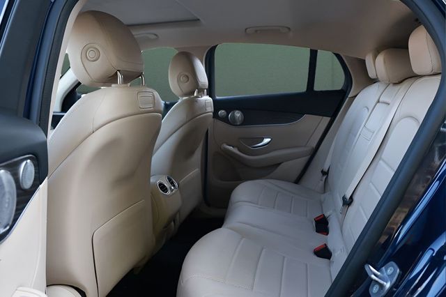 2019 Mercedes-Benz GLC GLC 300 4MATIC Coupe - 23053442 - 24