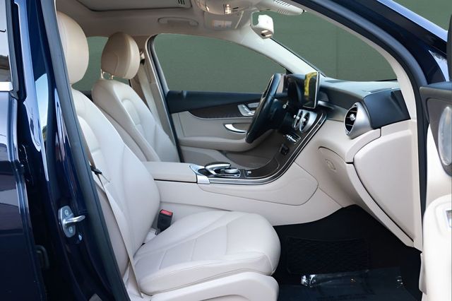 2019 Mercedes-Benz GLC GLC 300 4MATIC Coupe - 23053442 - 28