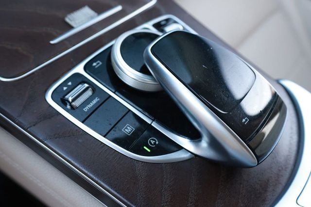 2019 Mercedes-Benz GLC GLC 300 4MATIC Coupe - 23053442 - 36