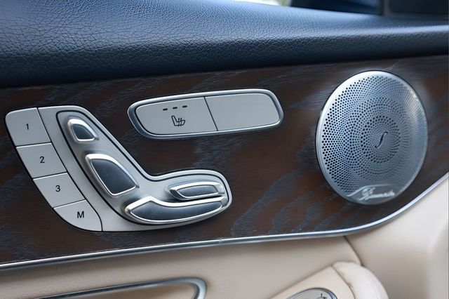 2019 Mercedes-Benz GLC GLC 300 4MATIC Coupe - 23053442 - 37
