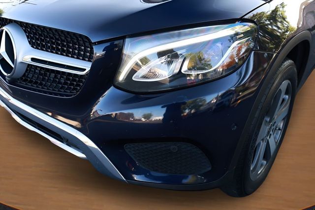 2019 Mercedes-Benz GLC GLC 300 4MATIC Coupe - 23053442 - 4