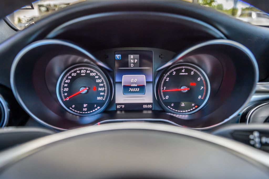 2019 Mercedes-Benz GLC GLC 300 4MATIC Coupe - 23053289 - 17
