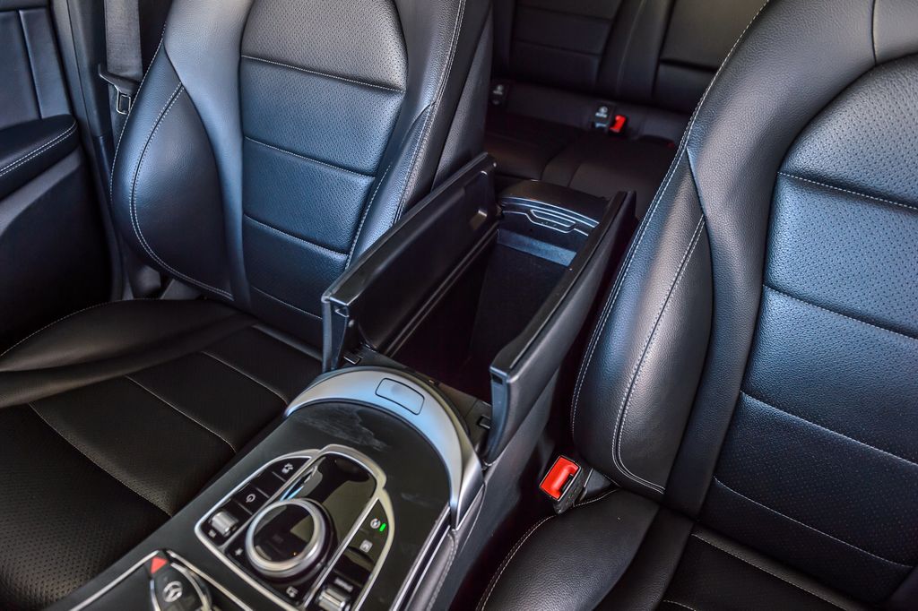 2019 Mercedes-Benz GLC GLC 300 4MATIC Coupe - 23053289 - 37