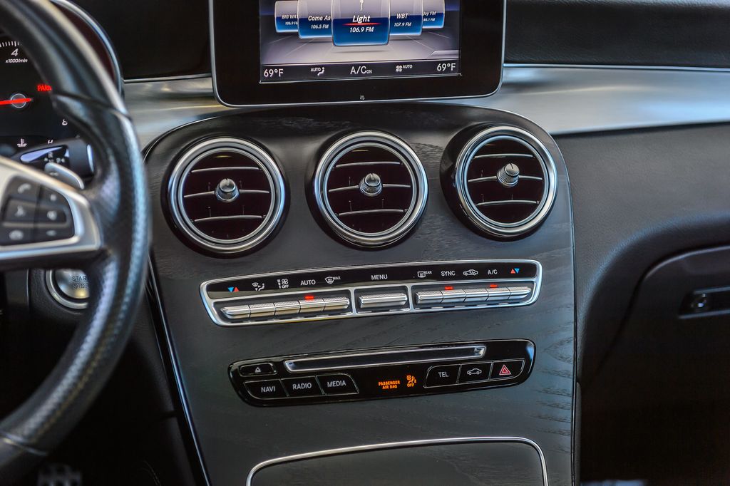 2019 Mercedes-Benz GLC GLC300 4MATIC COUPE - NAV - BACKUP CAM - BLUETOOTH - GORGEOUS - 23053289 - 34