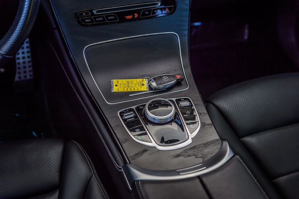 2019 Mercedes-Benz GLC GLC300 4MATIC COUPE - NAV - BACKUP CAM - BLUETOOTH - GORGEOUS - 23053289 - 35